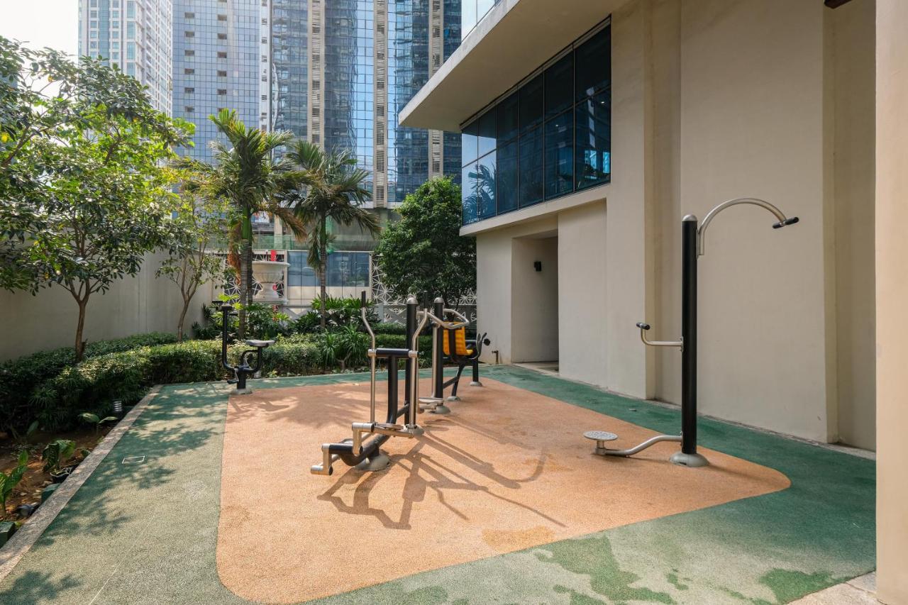 تاغويغ Cityscape View 2Br In Uptown Bgc W 200Mbps Wifi المظهر الخارجي الصورة